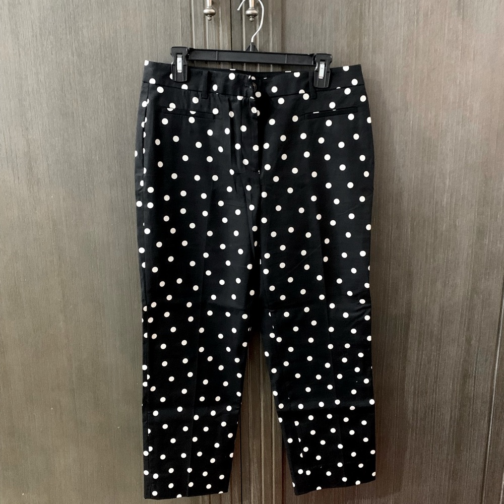 Ann Taylor Black and White Polkadot Capri Pants, Size 8